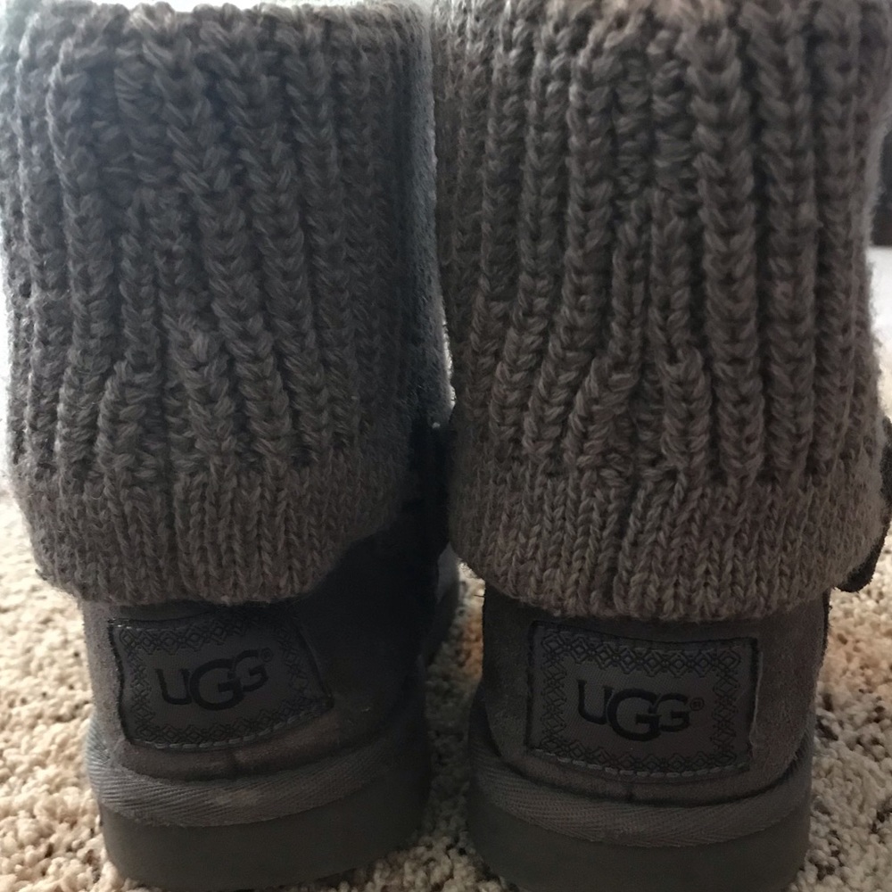 Girls gray button Uggs